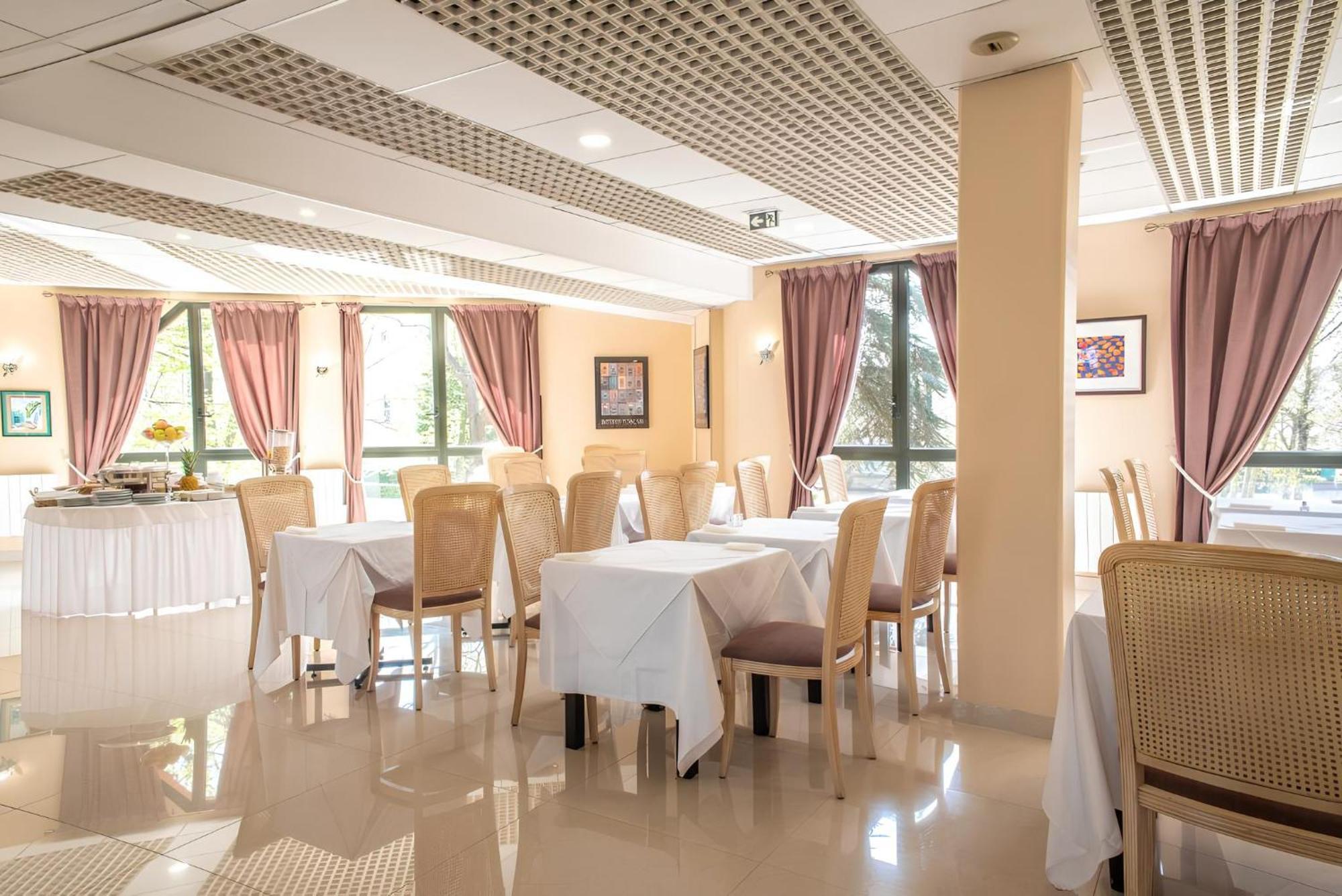 Hotel Garabel Plaisir Zewnętrze zdjęcie