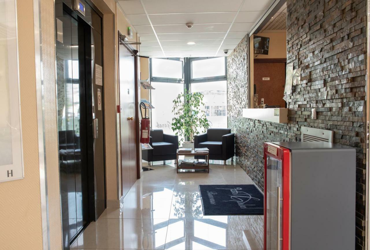Hotel Garabel Plaisir Zewnętrze zdjęcie